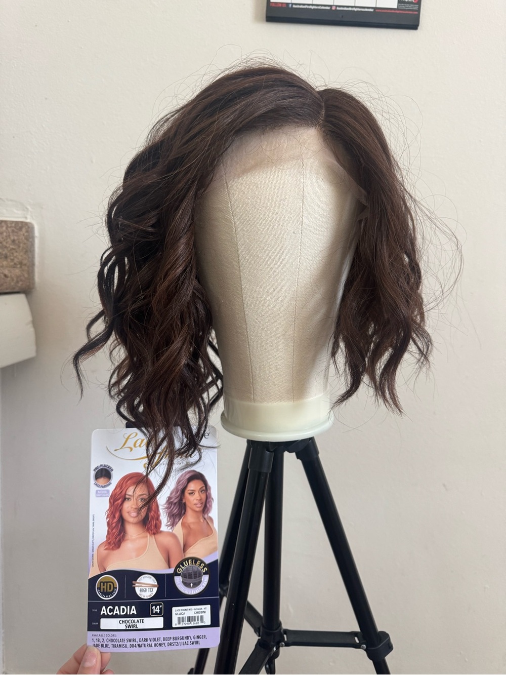 Outre Acadia - chocolate swirl - synthetic lace front wig